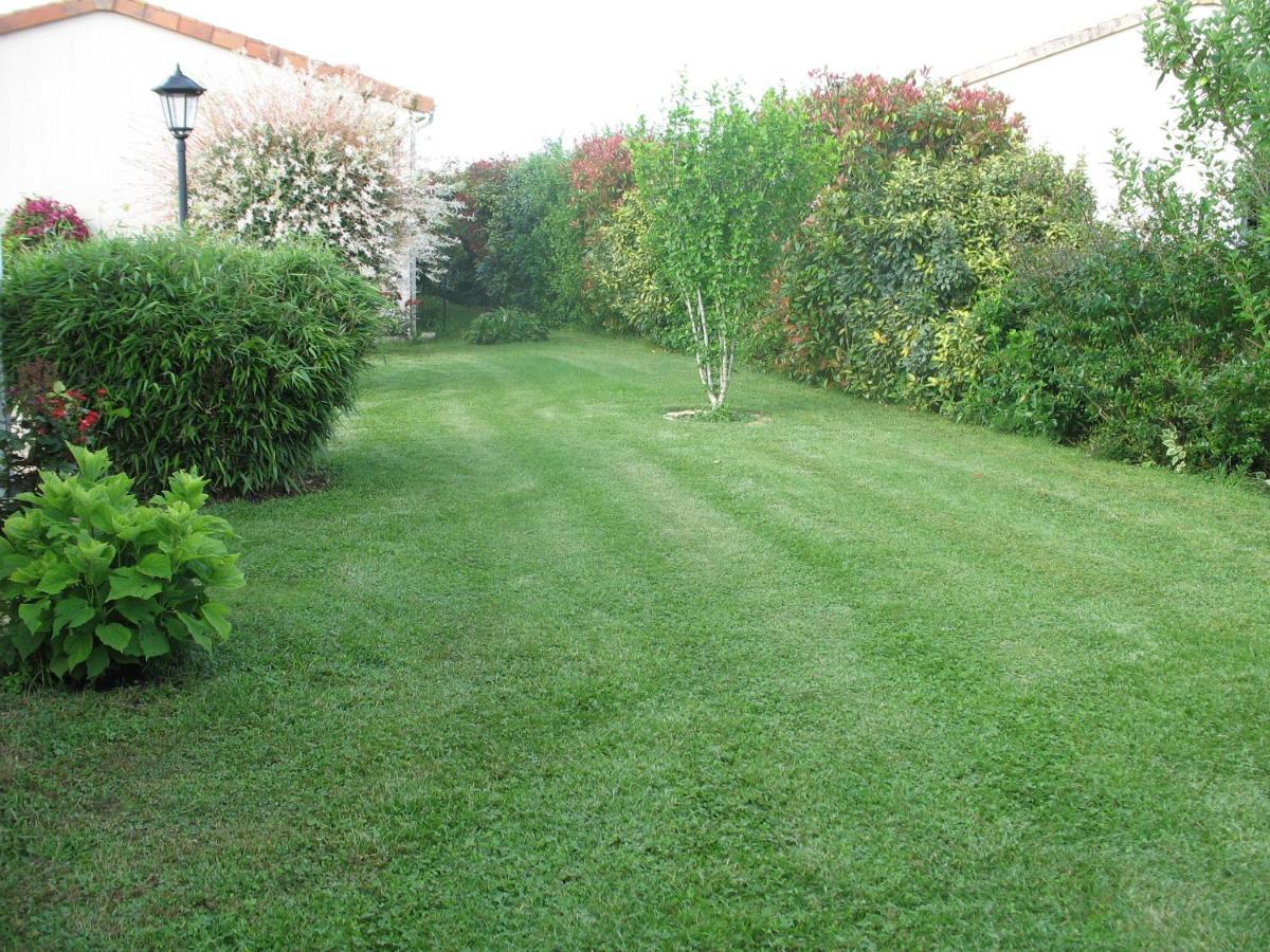 Agapanthe Villa Saint-Georges-les-Baillargeaux Dış mekan fotoğraf