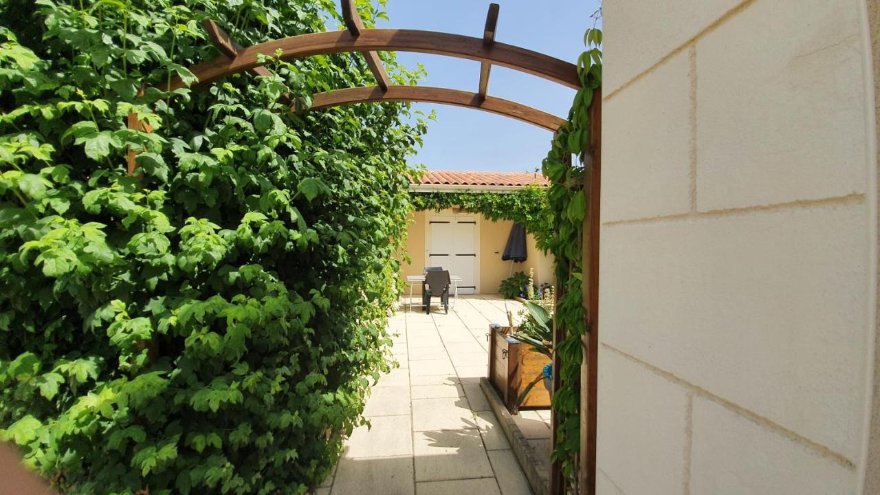 Agapanthe Villa Saint-Georges-les-Baillargeaux Dış mekan fotoğraf